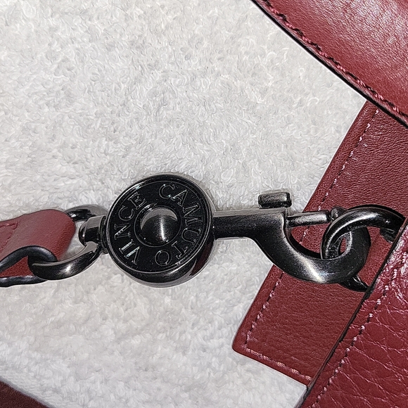 $278 Vince Camuto Leather shoulder bag - Picture 7 of 12